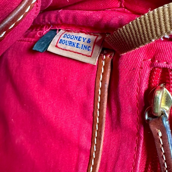 Dooney & Bourke Saffiano Pebble Grain Crossbody Camera bag - Picture 14 of 16